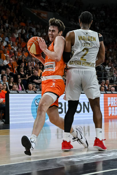 从战术到球 从战术到球