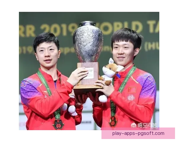 冰上对决，璀璨精彩：滑冰比赛冠军花落谁家？