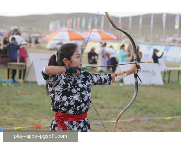 射箭比赛精彩对决，谁将一箭定江山