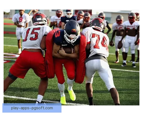 激情碰撞，橄榄球狂潮：规则解析与场上技巧揭秘